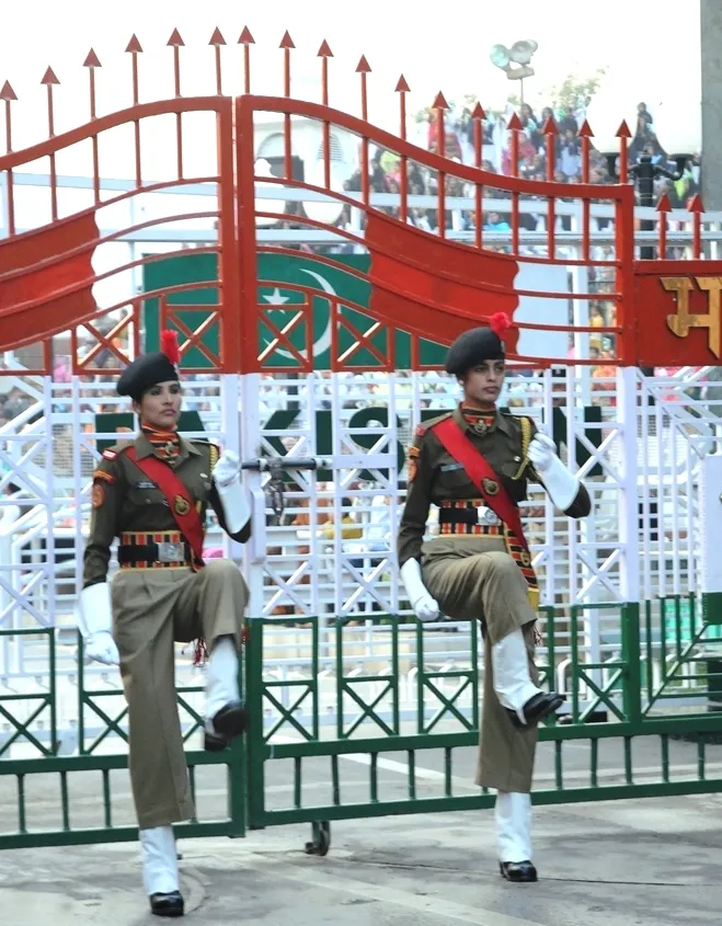 Women personnel of India's Border Security Force on duty. Photo: Koshy Koshy, CC BY 2.0, via Wikimedia Commons.